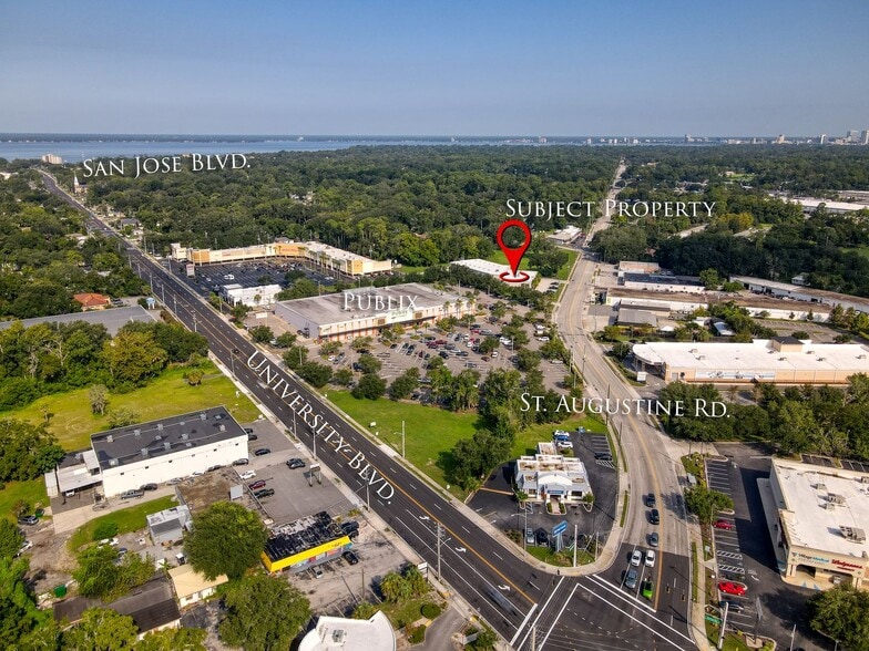5858 Saint Augustine Rd, Jacksonville, FL à louer - Photo de l’immeuble – Image 3 sur 6