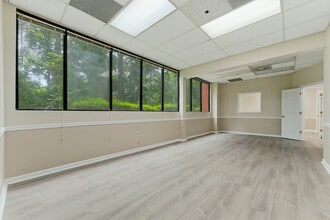 1800 Roswell Rd, Marietta, GA à louer Photo intérieure– Image 1 sur 16