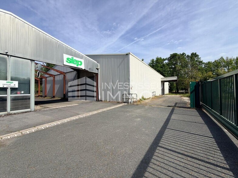 Industriel/Logistique dans Bois-le-Roi à vendre - Photo de l’immeuble – Image 2 sur 4