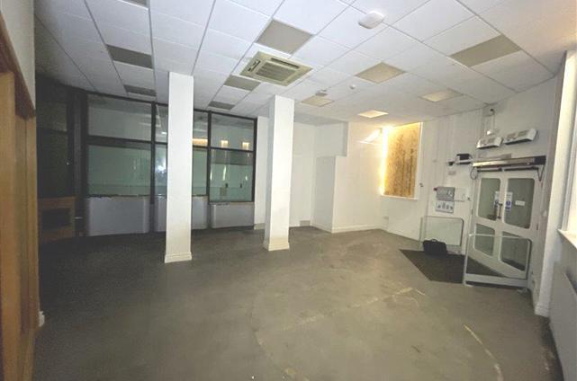 33 Hamilton Rd, Felixstowe à louer - Photo de l’immeuble – Image 3 sur 5