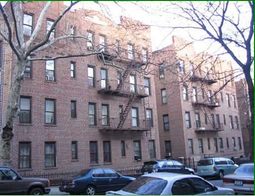 961 42nd St, Brooklyn, NY à vendre - Photo de l’immeuble – Image 3 sur 4