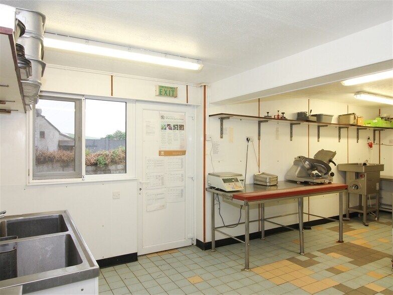 11 Fife Street (Vacant Retail Unit), Dufftown à vendre - Photo de l’immeuble – Image 3 sur 20