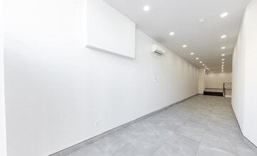 566 Wilson Ave, Brooklyn, NY à louer Photo intérieure– Image 1 sur 4