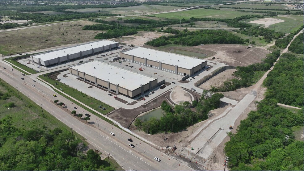SWC Preston Rd & Corinth Ln, Frisco, TX à louer - Photo principale – Image 1 sur 11