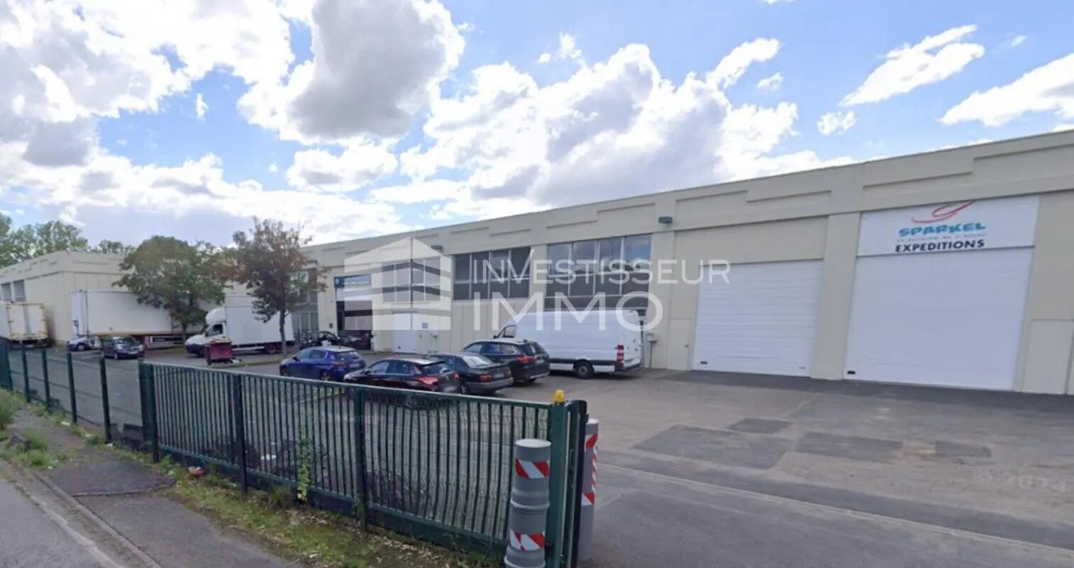 2 Rue Midi Pyrénées, Valenton à louer Photo de l’immeuble– Image 1 sur 4