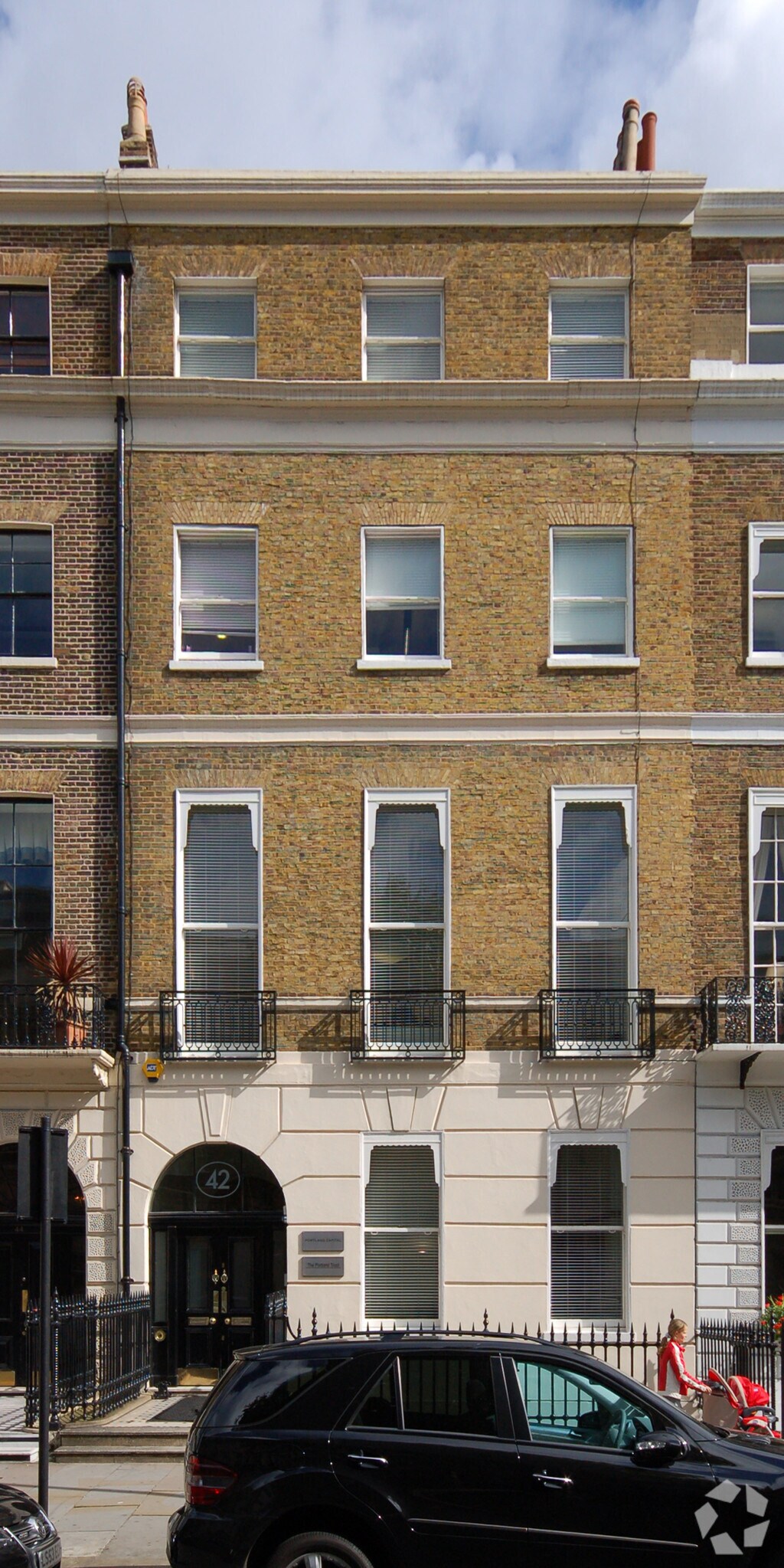 42 Portland Pl, Londres à louer Photo principale– Image 1 sur 12