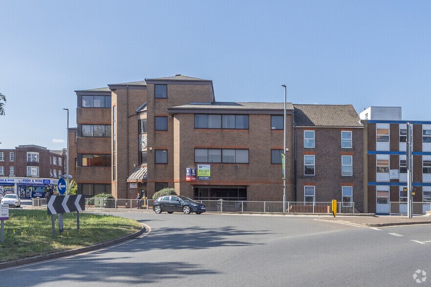 Victoria St, Luton à louer - Photo de l’immeuble – Image 2 sur 2