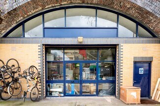 Plus de détails pour Paradise Row, Londres - Local d'activités à louer