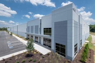 Plus de détails pour 4000 Chamblee Rd, Oakwood, GA - Industriel/Logistique à louer