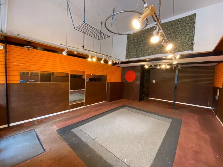 600-612 Irving St, San Francisco, CA à louer - Photo de l’immeuble – Image 2 sur 10