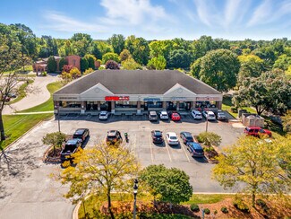 Plus de détails pour 2250 Lake Lansing Rd, Lansing, MI - Local commercial à vendre