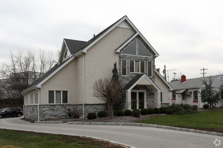 133 Ivy Ln, King Of Prussia, PA à louer - Photo de l’immeuble – Image 2 sur 11