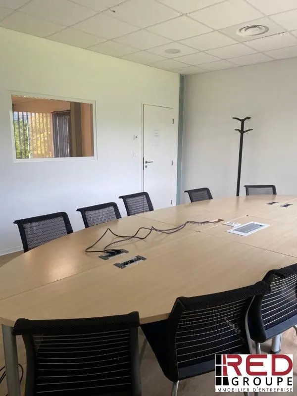 Bureau dans Rousset à louer Photo de l’immeuble– Image 1 sur 7