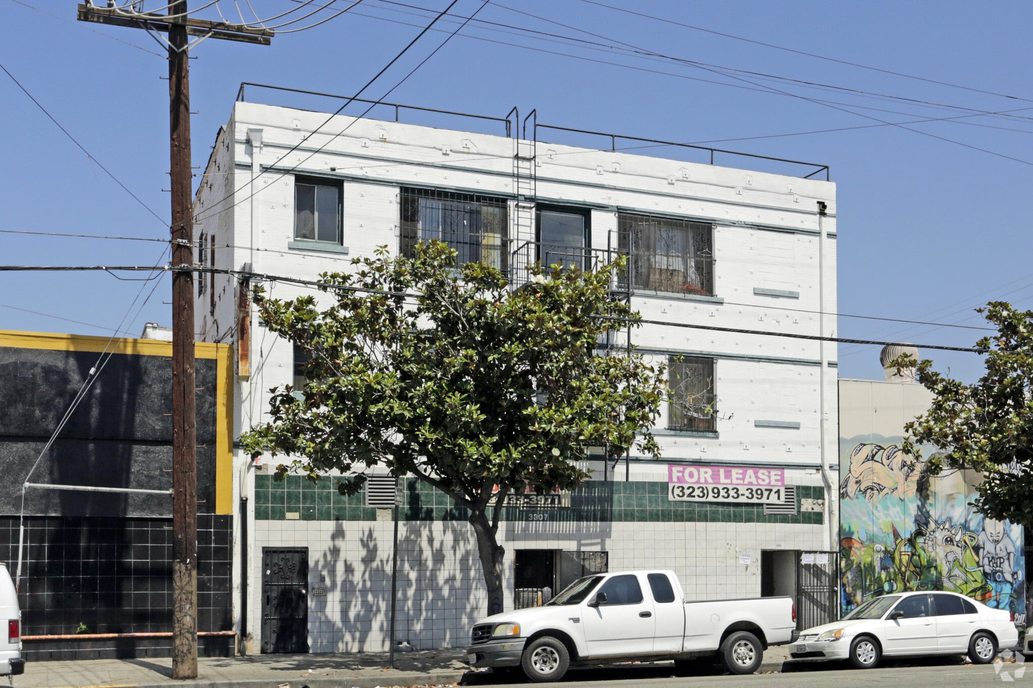 3305-3307 S Main St, Los Angeles, CA à louer Photo principale– Image 1 sur 8