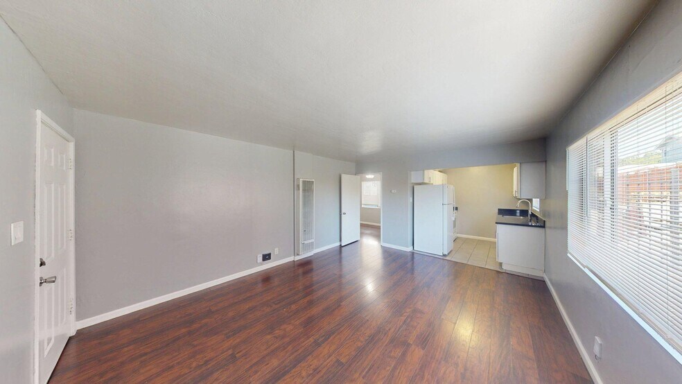 3502-3512 Brookdale Ave, Oakland, CA à vendre - Photo intérieure – Image 3 sur 12