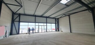 Plus de détails pour Local commercial à louer