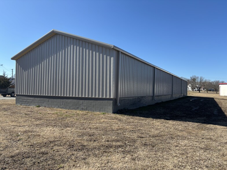 3310 Fields St, Farmville, NC à louer - Photo de l’immeuble – Image 3 sur 17