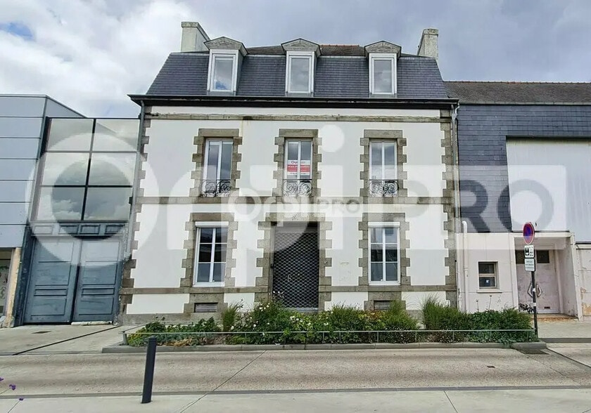 Bureau dans Saint-Brieuc à louer - Photo de l’immeuble – Image 2 sur 2