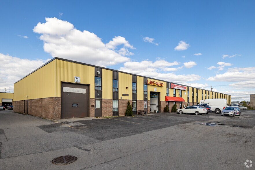 4500 Blvd Kimber, Longueuil, QC à louer - Photo principale – Image 1 sur 2