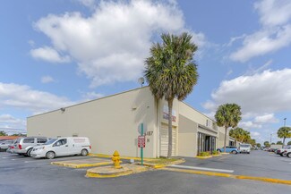 Plus de détails pour 6187 NW 167th St, Miami Lakes, FL - Bureau à vendre