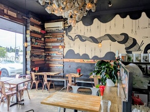 1731-1759 Colorado Blvd, Los Angeles, CA à louer Photo intérieure– Image 2 sur 13