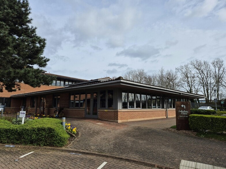31-49 Caldecotte Lake Dr, Milton Keynes à louer - Photo de l’immeuble – Image 2 sur 25