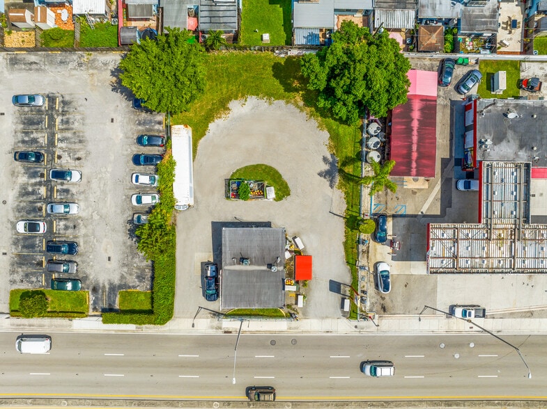 10737 Sw 40th St, Miami, FL à louer - Photo de l’immeuble – Image 3 sur 22