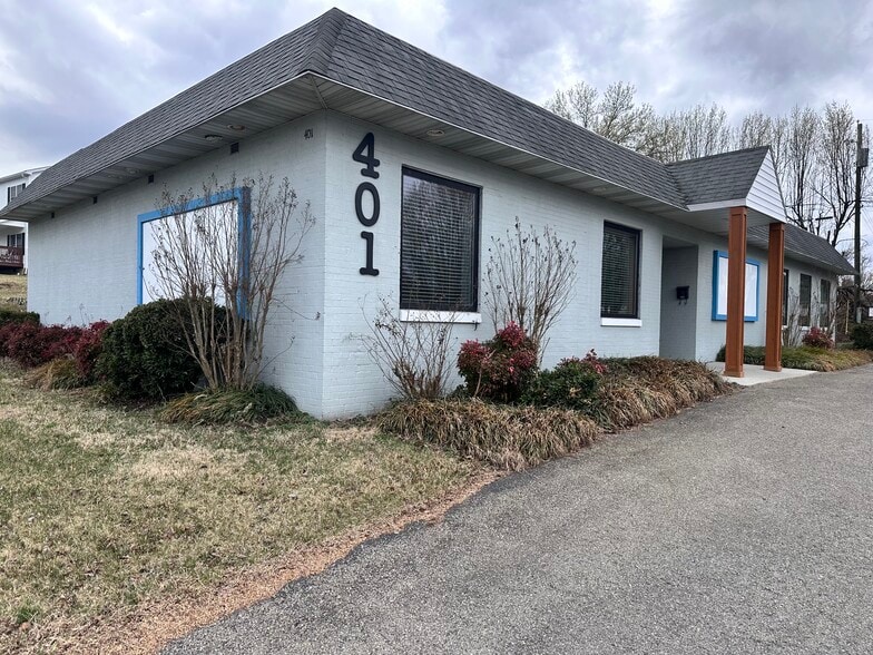 401 Depot St NW, Christiansburg, VA à louer - Photo principale – Image 1 sur 12