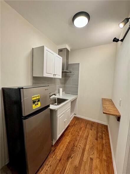 533 9th Ave, New York, NY à vendre - Photo de l’immeuble – Image 3 sur 8
