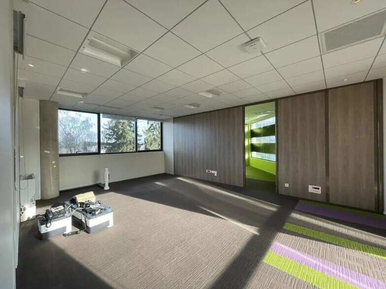 Bureau dans Orléans à louer - Photo de l’immeuble – Image 3 sur 7