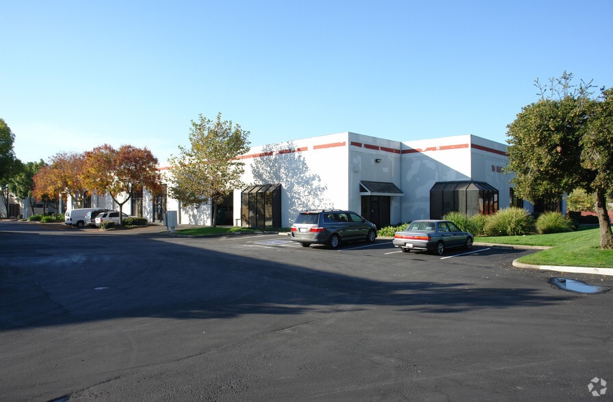 10 Main Ave, Sacramento, CA à louer - Photo principale – Image 1 sur 7