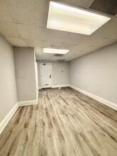 1150 N State St, Chicago, IL à louer Photo intérieure– Image 1 sur 4