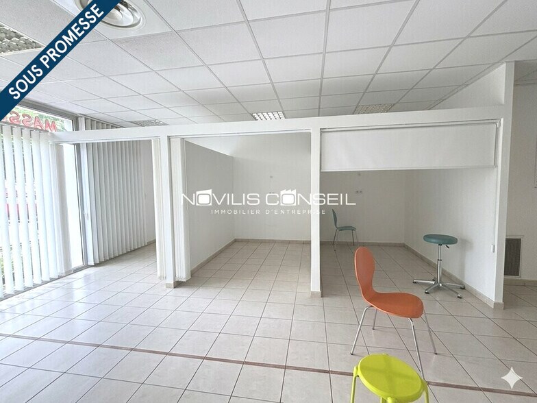 Bureau dans Lespinasse à vendre - Photo intérieure – Image 2 sur 9