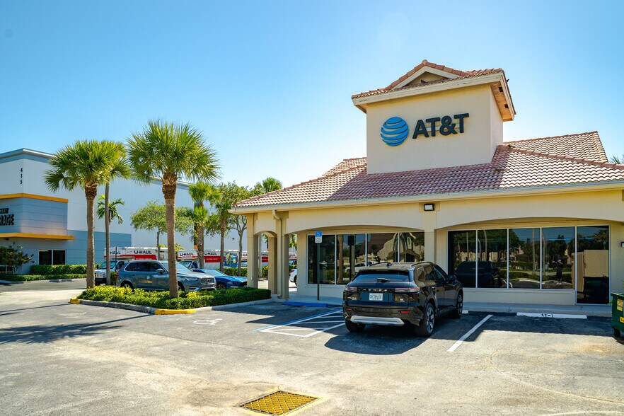 411 S Federal Hwy, Deerfield Beach, FL à louer - Photo de l’immeuble – Image 2 sur 16