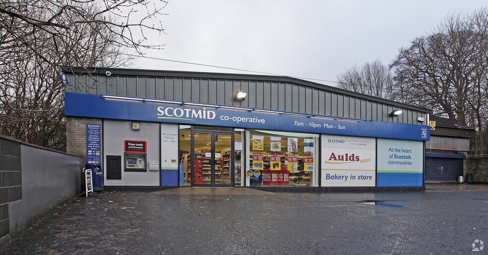 247 Clarkston Rd, Glasgow à louer - Photo de l’immeuble – Image 2 sur 2