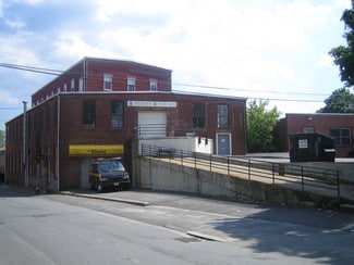Plus de détails pour 1476 River St, Hyde Park, MA - Industriel/Logistique à louer