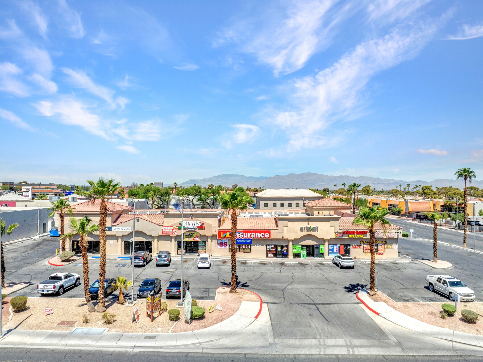 6700 W Charleston Blvd, Las Vegas, NV à louer Photo de l’immeuble– Image 1 sur 8