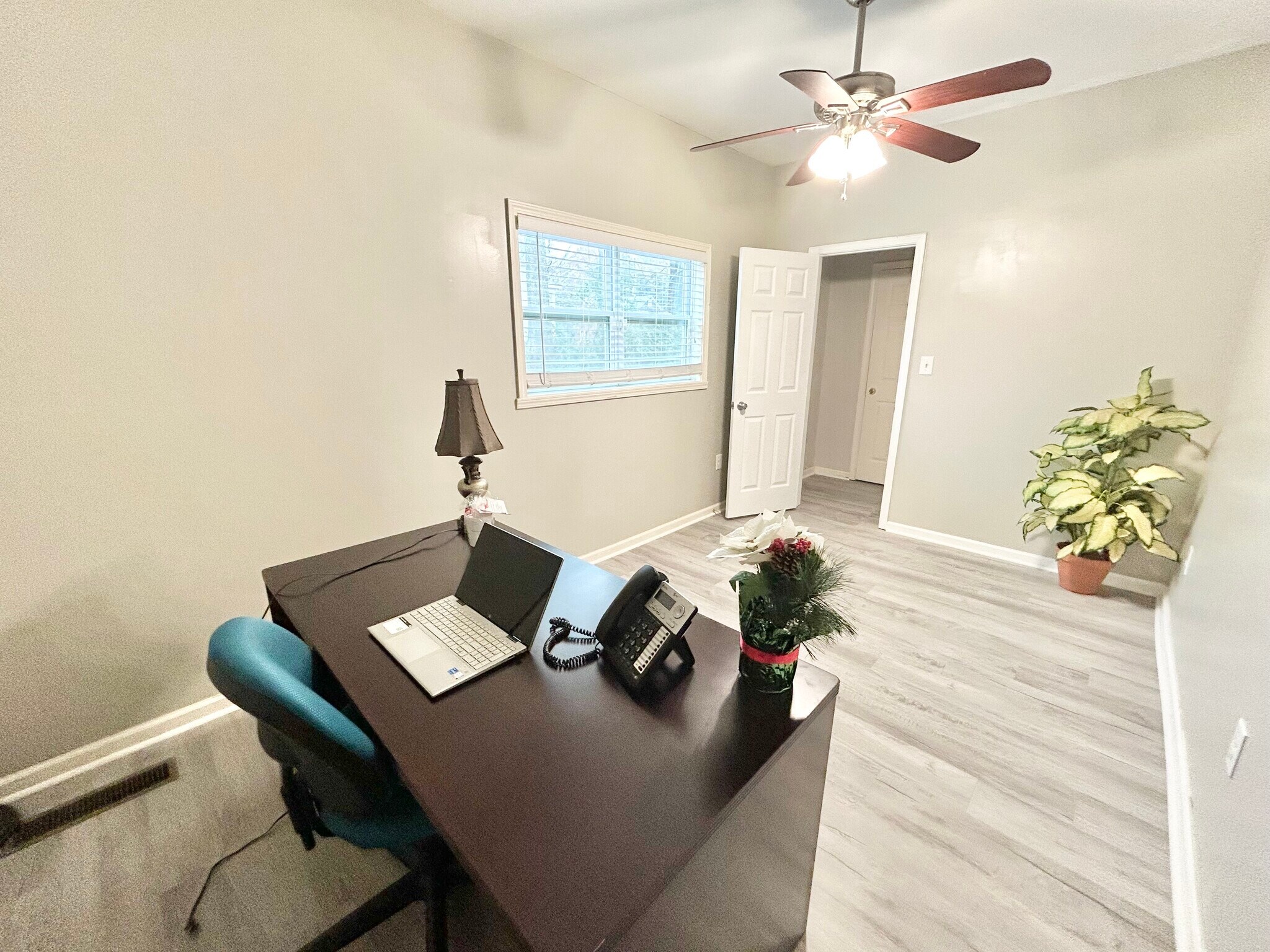 101 W Campbellton St, Fairburn, GA à louer Photo intérieure– Image 1 sur 4