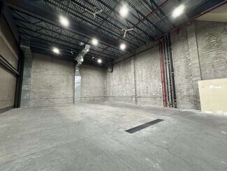 Plus de détails pour Queens, Maspeth, NY - Industriel/Logistique à louer