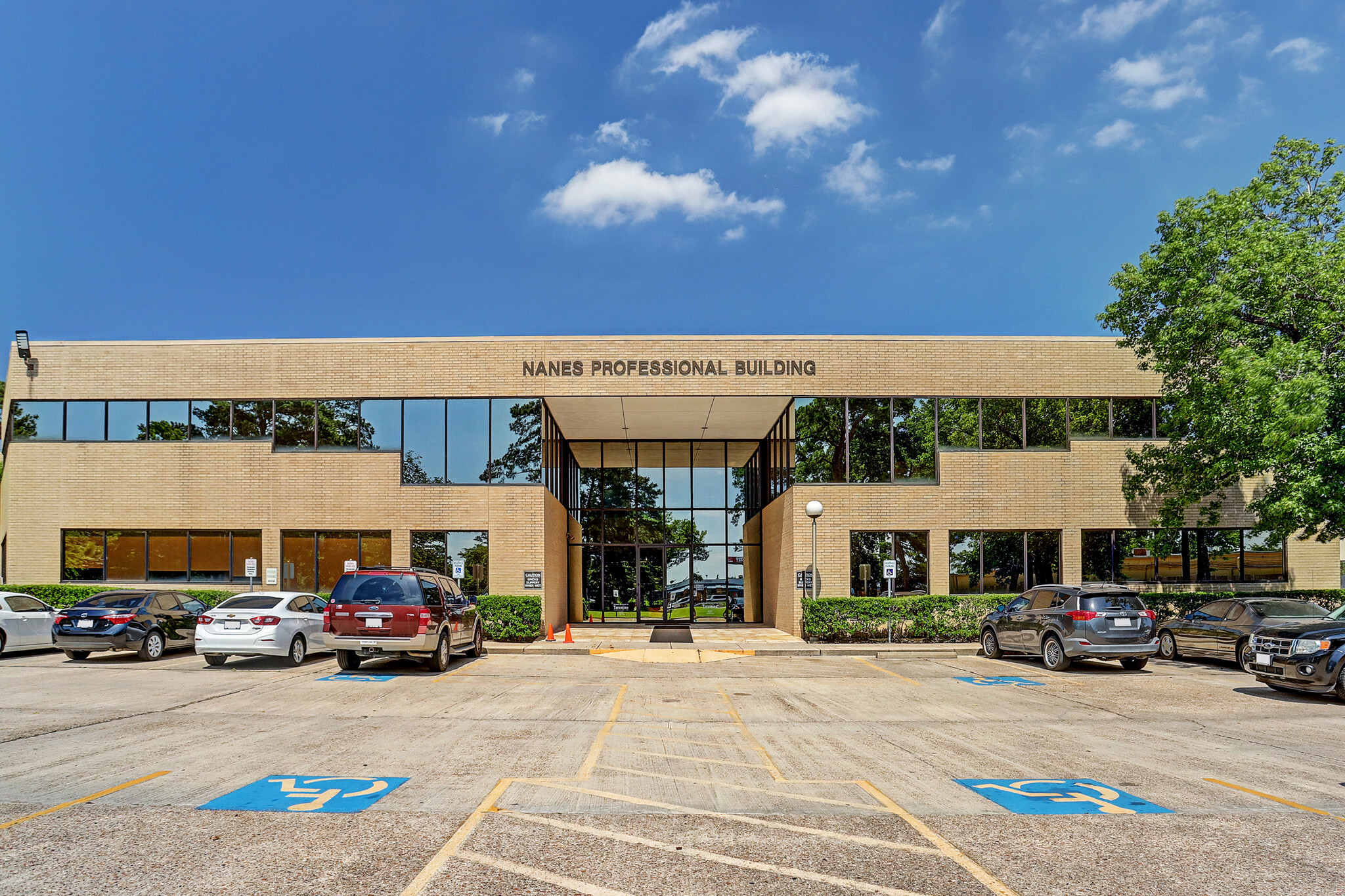17030 Nanes Dr, Houston, TX à louer Photo principale– Image 1 sur 14