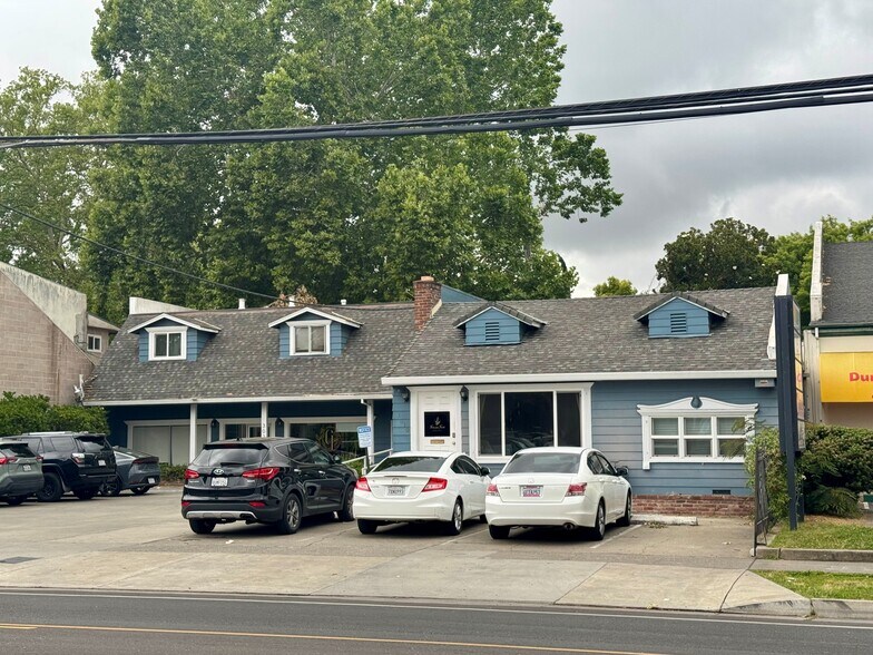 3010 Freeport Blvd, Sacramento, CA à vendre - Photo de l’immeuble – Image 2 sur 8