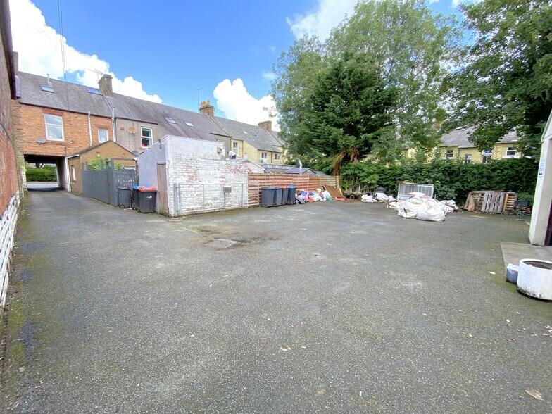 78 Brooms Rd, Dumfries à vendre - Photo de l’immeuble – Image 2 sur 6