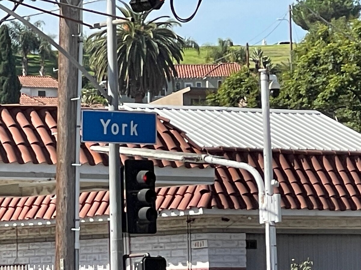View Photo