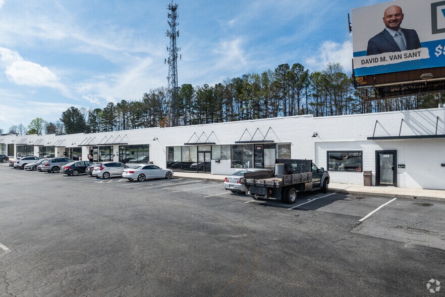1951-1955 Canton Rd, Marietta, GA à louer - Photo de l’immeuble – Image 2 sur 16