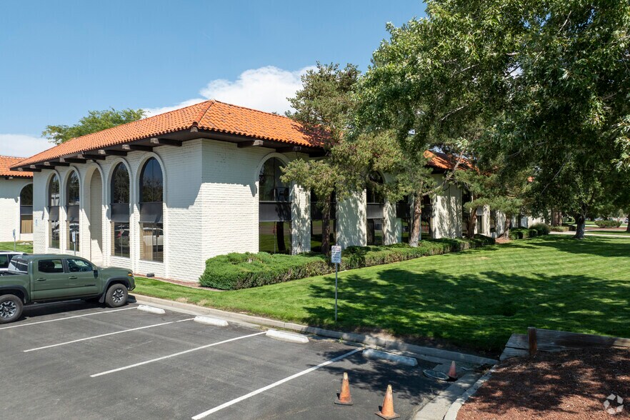 1000 E William St, Carson City, NV à vendre - Photo de l’immeuble – Image 2 sur 7