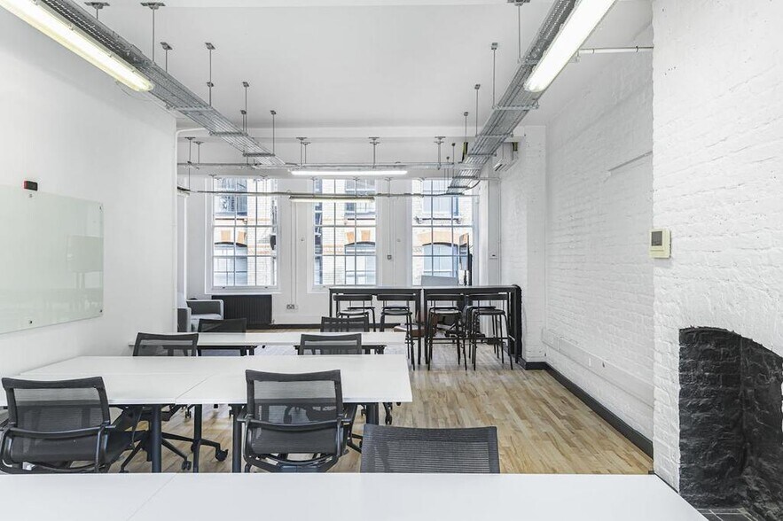 27 Charlotte Rd, Londres à louer - Photo de l’immeuble – Image 3 sur 68