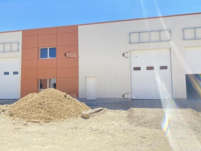 Plus de détails pour Industriel/Logistique à louer