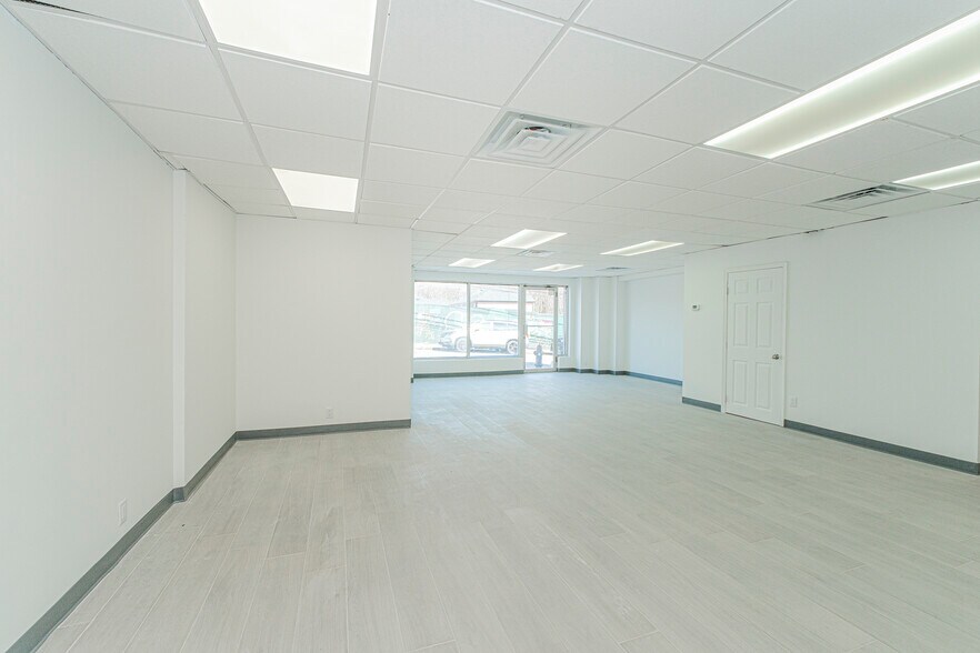 56 Seguine Ave, Staten Island, NY à louer - Photo de l’immeuble – Image 3 sur 14
