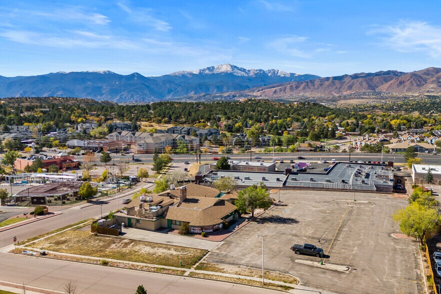 1850 Dominion Way, Colorado Springs, CO à vendre - Photo de l’immeuble – Image 3 sur 38