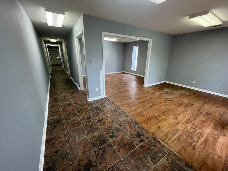 4086 N NC 16 Business Hwy, Denver, NC à louer - Photo de l’immeuble – Image 3 sur 9